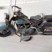Moto Harley Davidson police