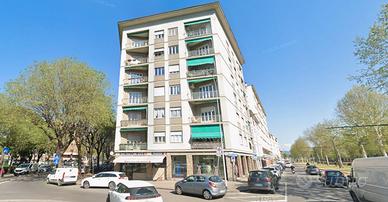 Stanza singola a 400 euro in via circondria