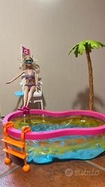 Barbie piscina