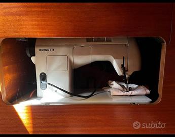 Macchina da cucire Borletti con mobile