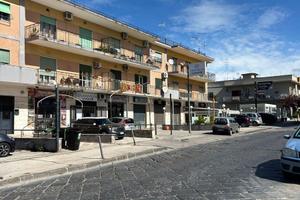 Ampio Tre Vani più Acc. Sul Corso Principale