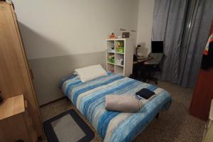 Camera Singola, Via Baracca 100, 1 marzo