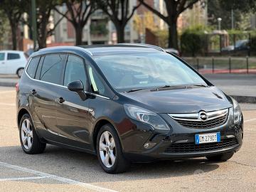 Zafira 7 posti ok neopatentati