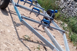 Nautica carrello barca per alaggio