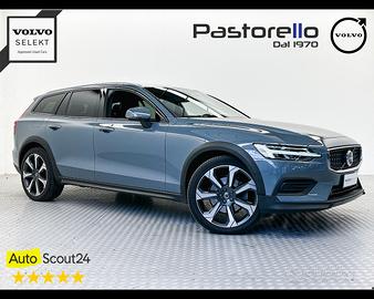 VOLVO V60 CC (2018-2024) - V60 Cross Country B4 (d