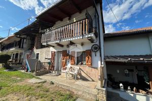 CASA SEMINDIPENDENTE A BAGNOLO PIEMONTE