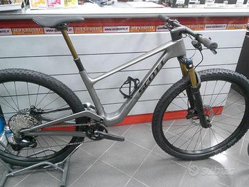 SCOTT SPARK RC EXPERT CARBON 2027 SH. XT Di2 NEW
