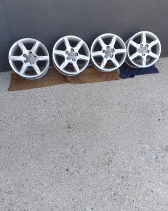 cerchi  in lega audi  a3  originali
