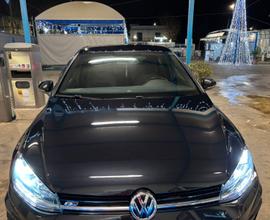 VOLKSWAGEN Golf 7ª serie - 2018