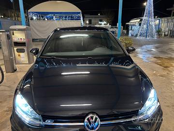 VOLKSWAGEN Golf 7ª serie - 2018