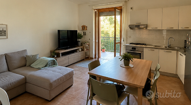 INDUNO OLONA – BILOCALE CON BOX AUTO E BALCONE