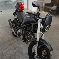 Ducati monster 600 dark incidenata