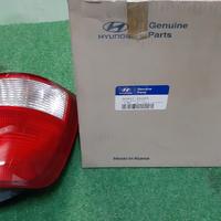 Fanale Poster. Hyundai Accent 2000 Sx 92401-25220