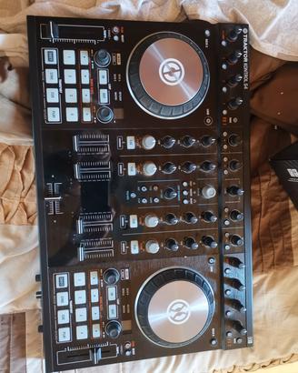 Traktor S4 MK2 Native instruments 