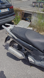 Sh 150 rubata parte anteriore no incidentato