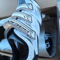 Scarpe Ciclismo bike n 43 nuove bianche