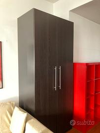 Guardaroba Ikea con cassetto e ripiano in vetro