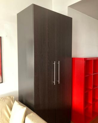 Guardaroba Ikea con cassetto e ripiano in vetro