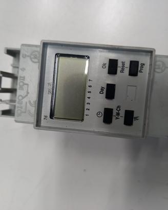 orologio/interruttore digitale 220vac Perry