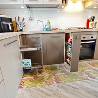 cucina USATO-COME NUOVO ha nemmeno 2 anni