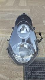 Faro anteriore completo HONDA @150 2004