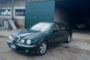 Inarrestabile Jaguar 