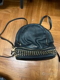 Zaino Michael Kors nero con borchie oro