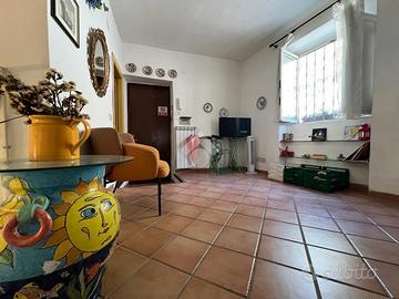 5 LOCALI A VIETRI SUL MARE