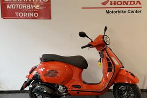 Piaggio Vespa 300 GTS SPORT