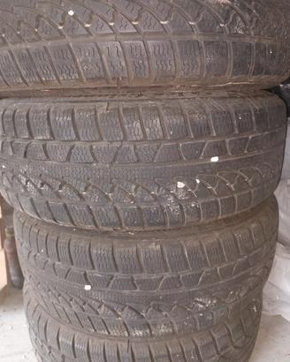 Pneumatici invernali con cerchio 185/55 R15