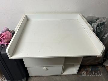 Fasciatoio Ikea trasformabile in scrivania