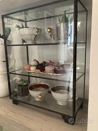 Raffinata vetrice francese in vetro e ferro