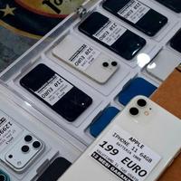 IPHONE 11 64GB bianco batteria nuova