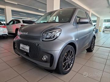 smart fortwo EQ cabrio suitegrey