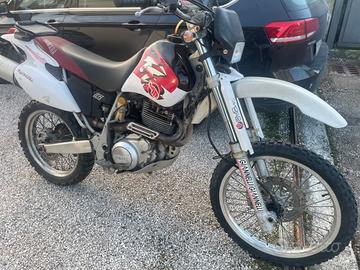 Yamaha TT 600 - 1998