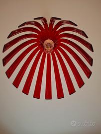 Lampadario moderno in plastica rossa