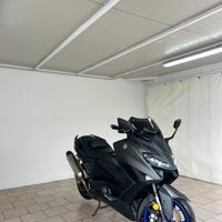 Yamaha T max 560 2024 0 sinistri Nuovo