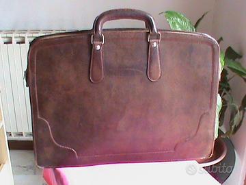 Borsa porta documenti vintage in cuoio