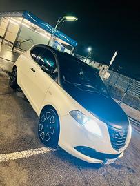 Lancia Ypsilon 1.3 multijet 95cv