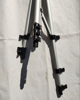 treppiede per videocamera 