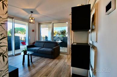 3 LOCALI A LIGNANO SABBIADORO