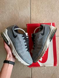 nike air max invigor se