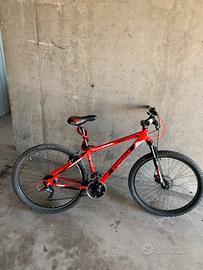 bici rossa