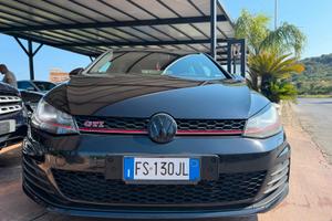 Volkswagen Golf GTI Performance 2.0 TSI DSG 5p. Bl