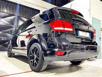 2014 Fiat freemont 2.0 multijet 170cv black code