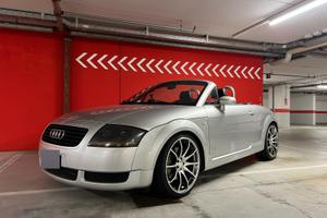 Audi TT 1.8T - Sline 19” Cabrio Pelle