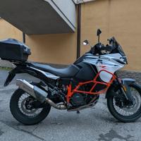 KTM 1090 Adventure r