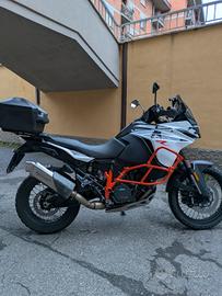 KTM 1090 Adventure r