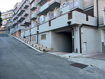 Garage con 2 posti auto