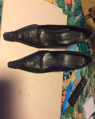 Dècolletè donna nere vero cuoio. N.37